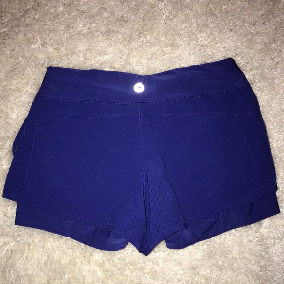 Athletic shorts - Picture 3 of 3
